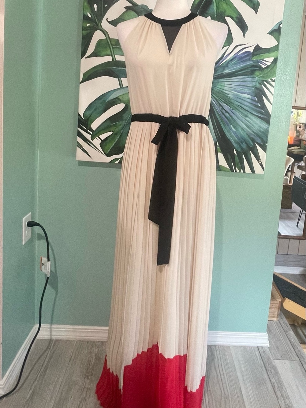 🖤 Striking Max Studio Pleated Tri-Colored Halter Back Maxi Dress